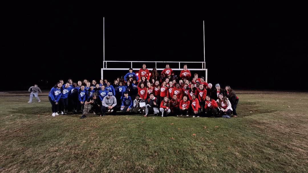 Juniors and Seniors Compete in the PA Powderpuff Game
